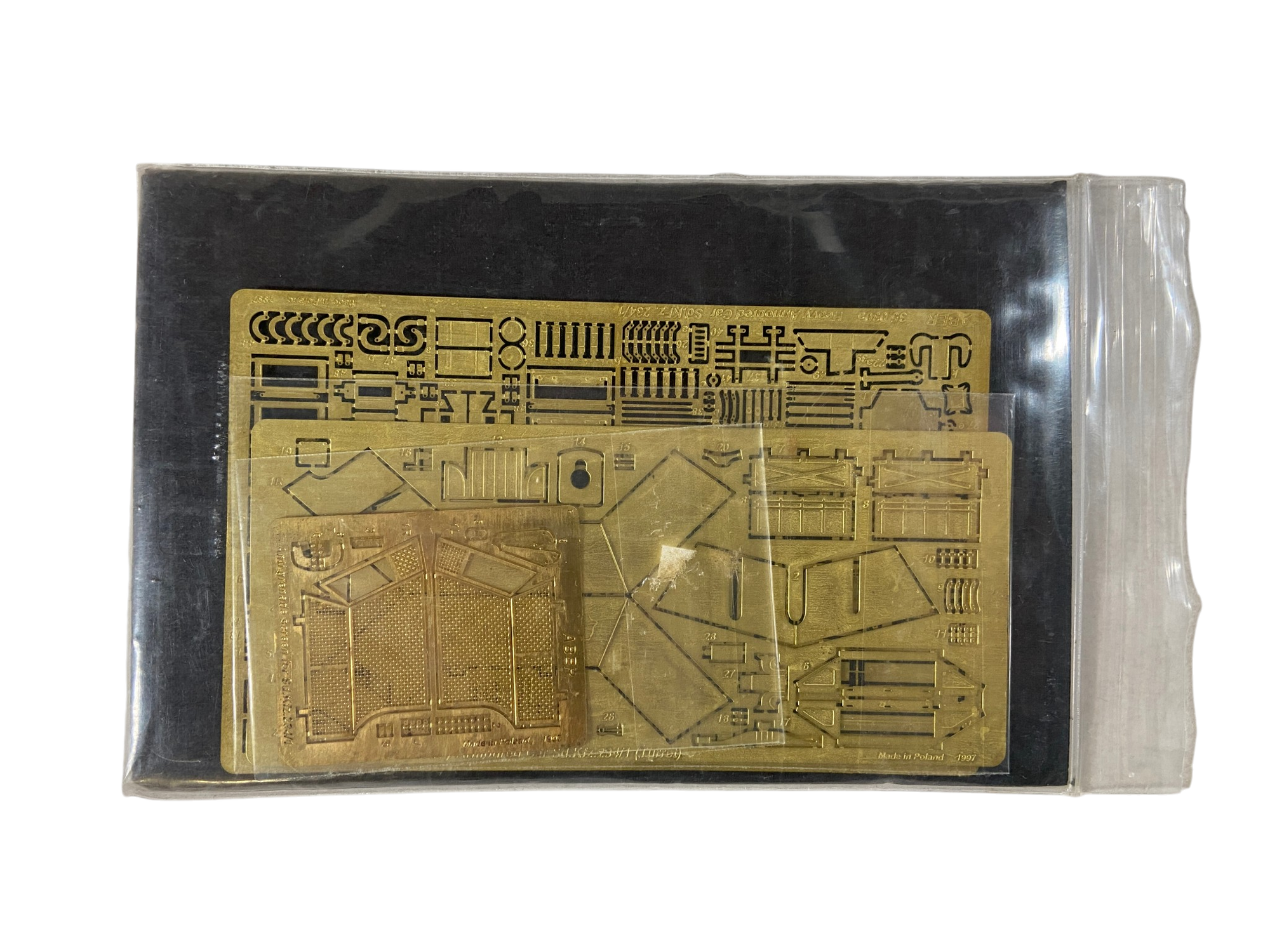 Italeri 1:35 Schwerer Panzerspähwagen SdKfz 234/1 incl. Aber upgrade set 294