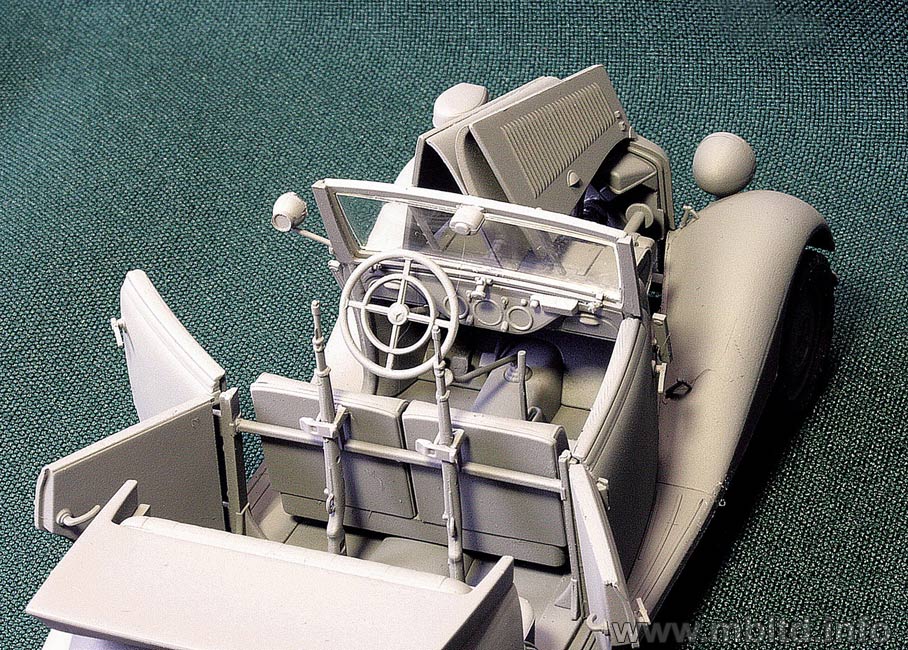 Master Box 1:35 German military car Mercedes-Benz Typ 170 V MB35100
