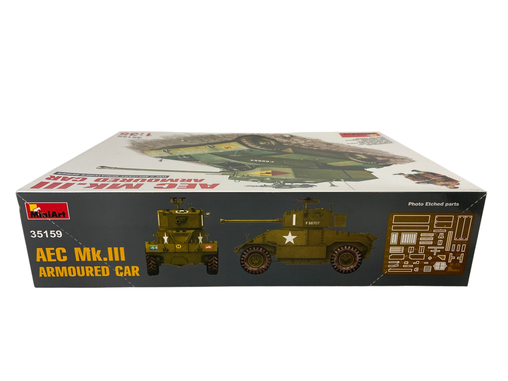 MiniArt 1:35 AEC Mk.III Armoured Car 35159