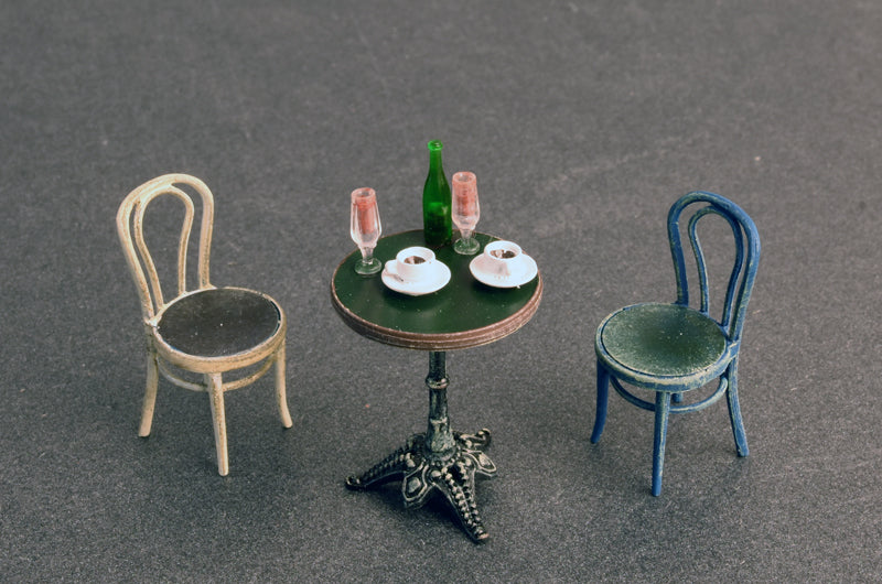 MiniArt 1:35 Café Furniture and Crockery 35569