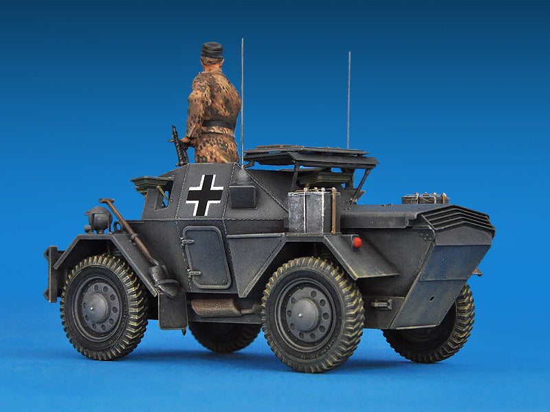 MiniArt 1:35 Dingo Mk.II Scout Car w/Crew Pz.Kmpf. Mk.I 202(e) 35074