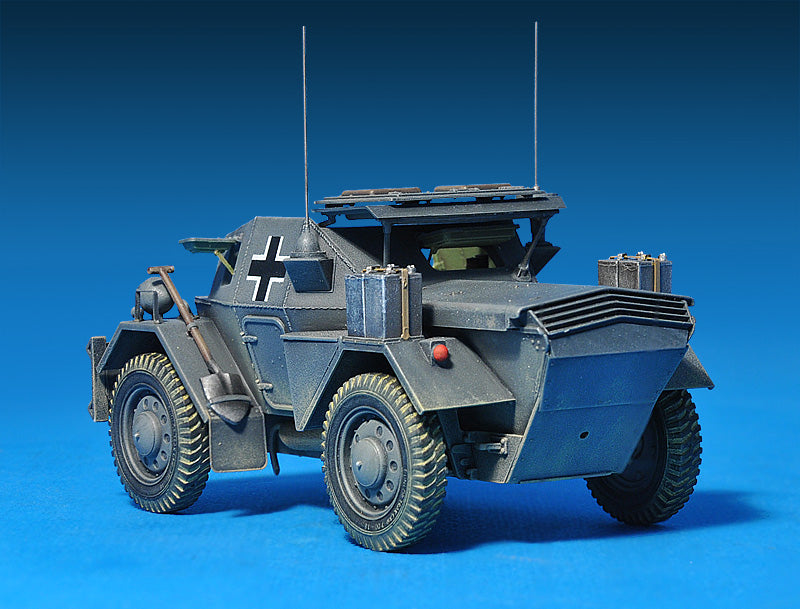 MiniArt 1:35 Dingo Mk.II Scout Car w/Crew Pz.Kmpf. Mk.I 202(e) 35074