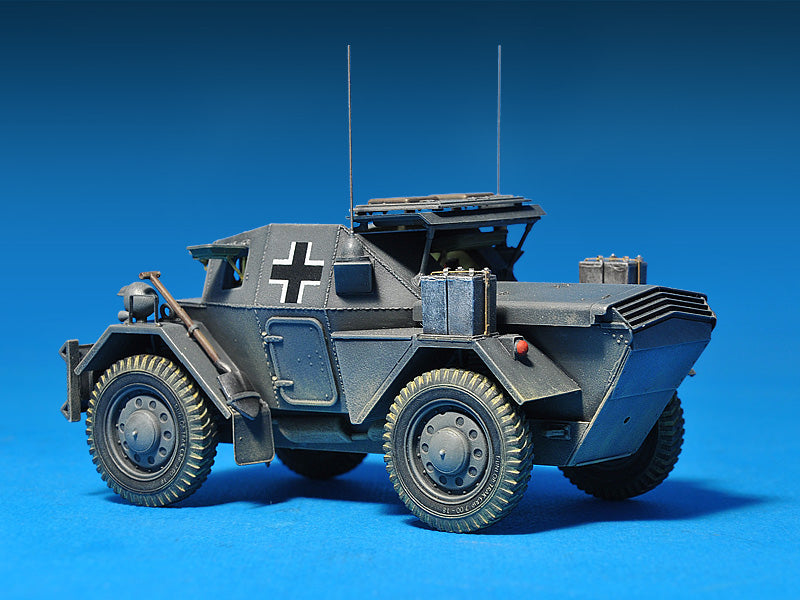 MiniArt 1:35 Dingo Mk.II Scout Car w/Crew Pz.Kmpf. Mk.I 202(e) 35074
