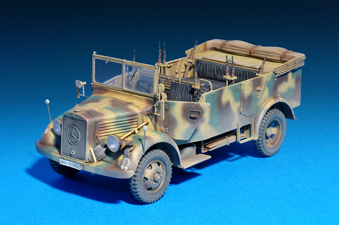 MiniArt 1:35 Kfz.70 MB 1500A German 4x4 Car w/Crew 35139