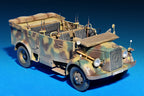 MiniArt 1:35 Kfz.70 MB 1500A German 4x4 Car w/Crew 35139