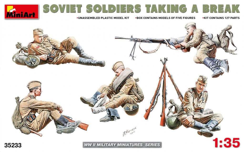MiniArt 1:35 Soviet Soldiers Taking a Break 35233