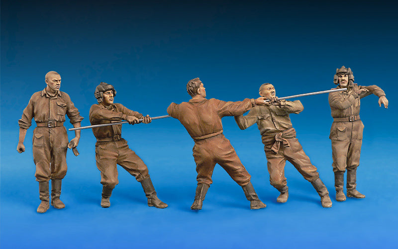 MiniArt 1:35 Soviet Tank Crew at Work 35017