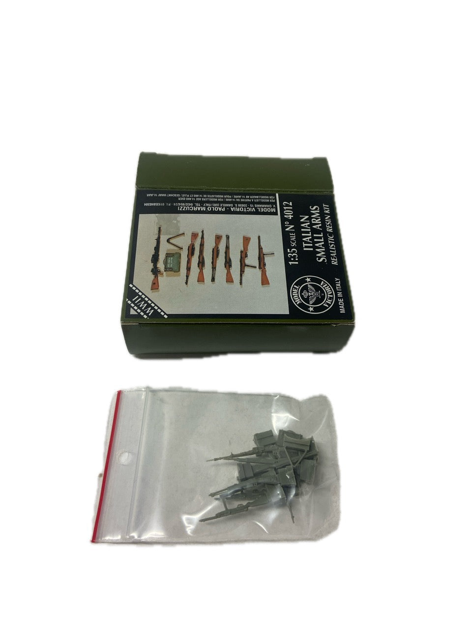 Model Victoria 1:35 Italian Small Arms 4012