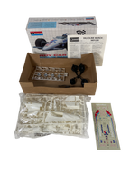 Monogram 1:24 Valvoline March Indy Car 2791