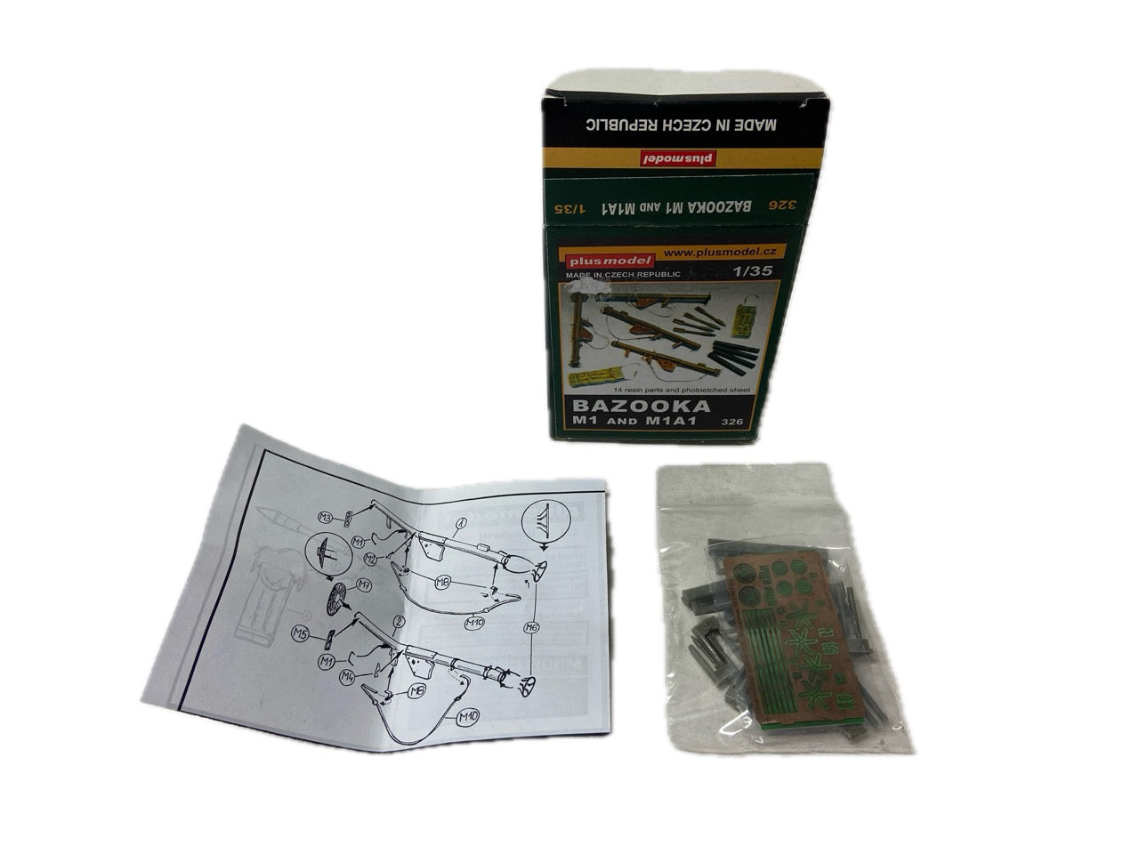 PlusModel 1:35 Bazooka M1 and M1A1 326
