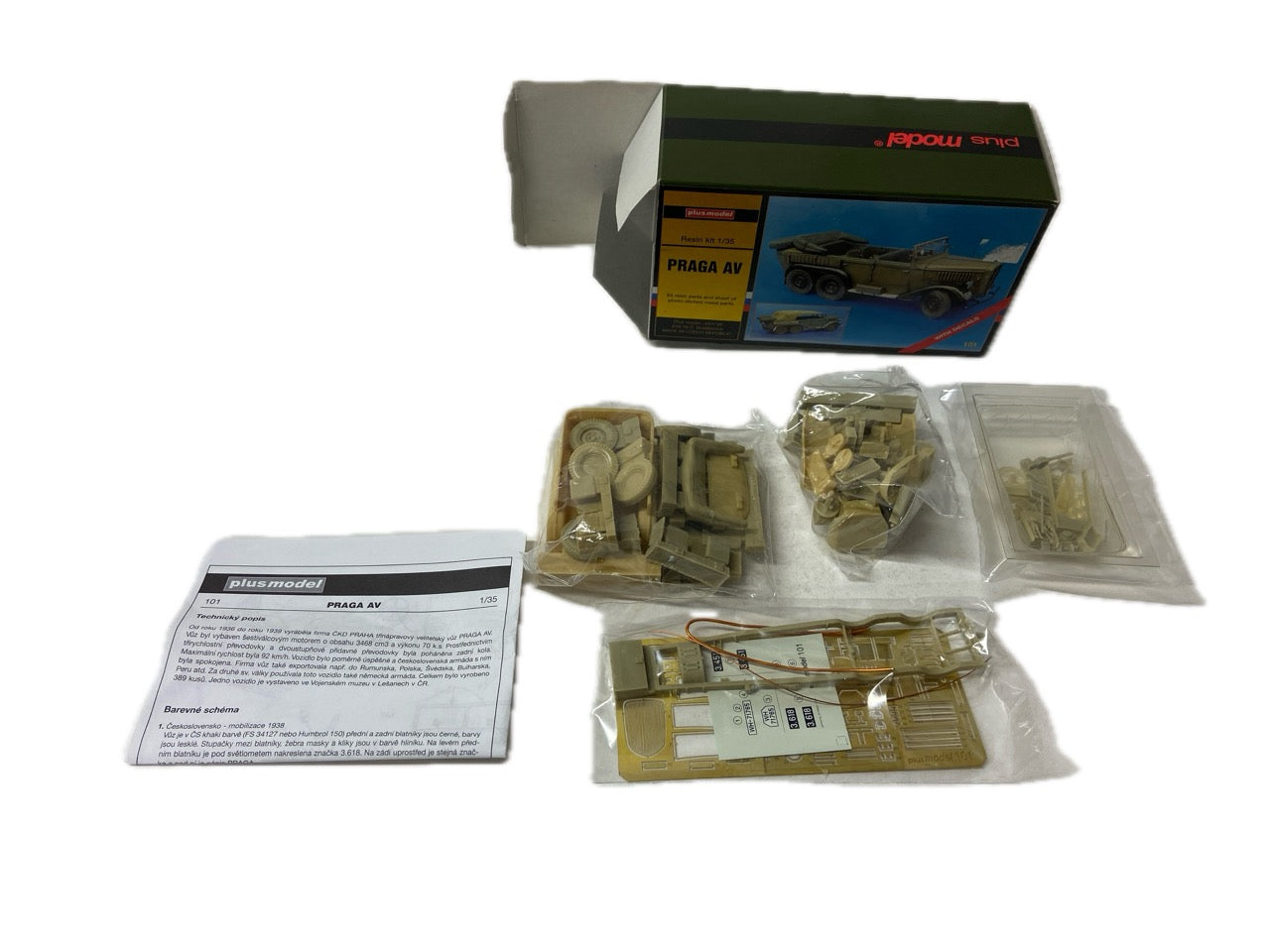 PlusModel 1:35 Praga AV 101