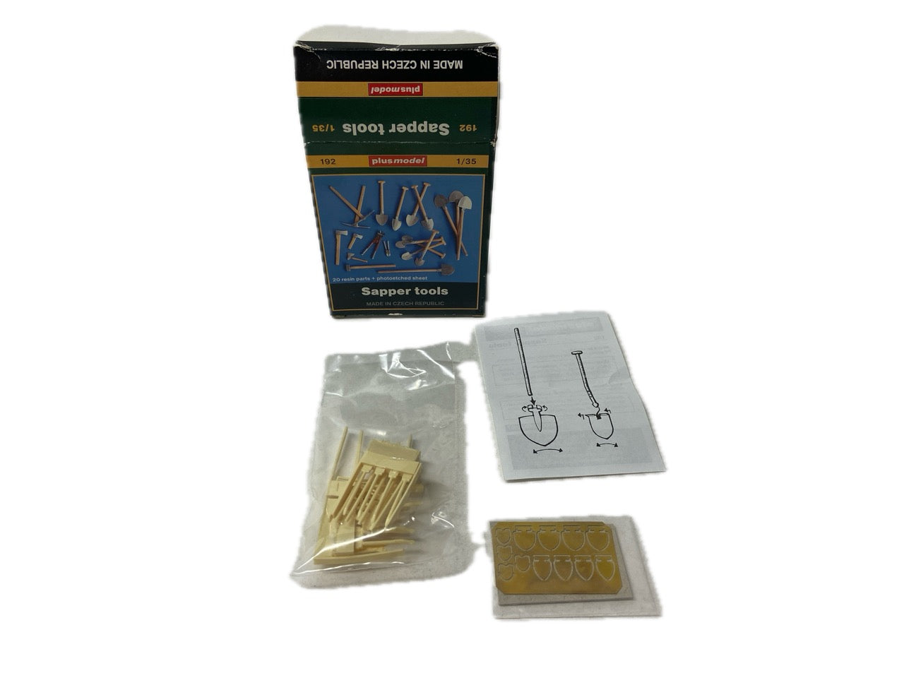 PlusModel 1:35 Sapper Tools 192