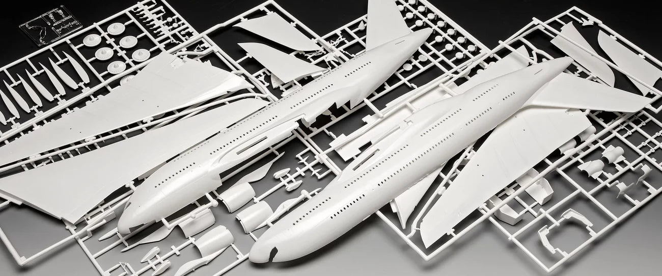 Revell 1:144 Airbus A380-800 Lufthansa New Livery 03872