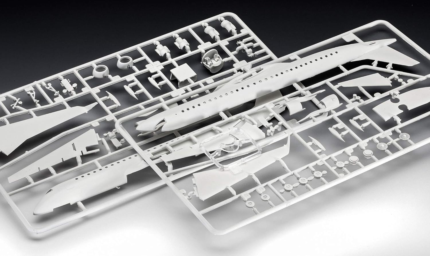 Revell 1:144 Embraer 195 Air Dolomiti 04884