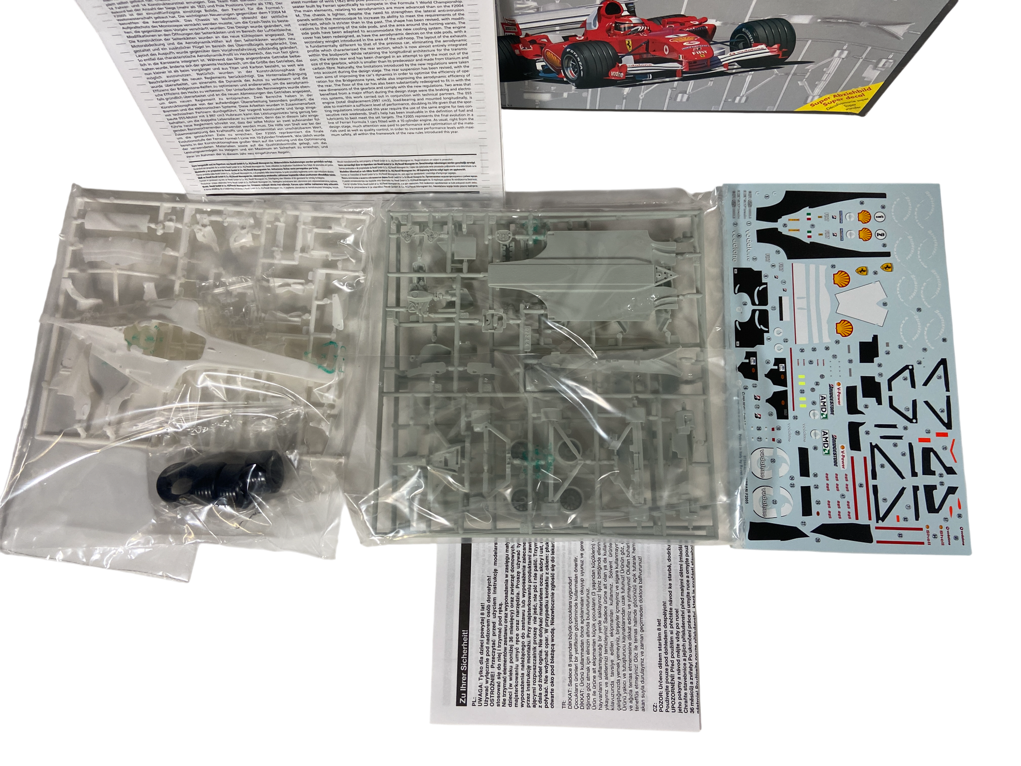 Revell 1:24 Ferrari F2005 07244