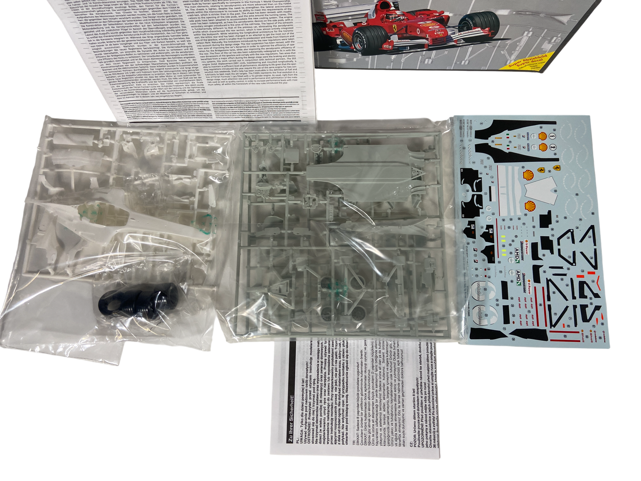 Revell 1:24 Ferrari F2005 07244