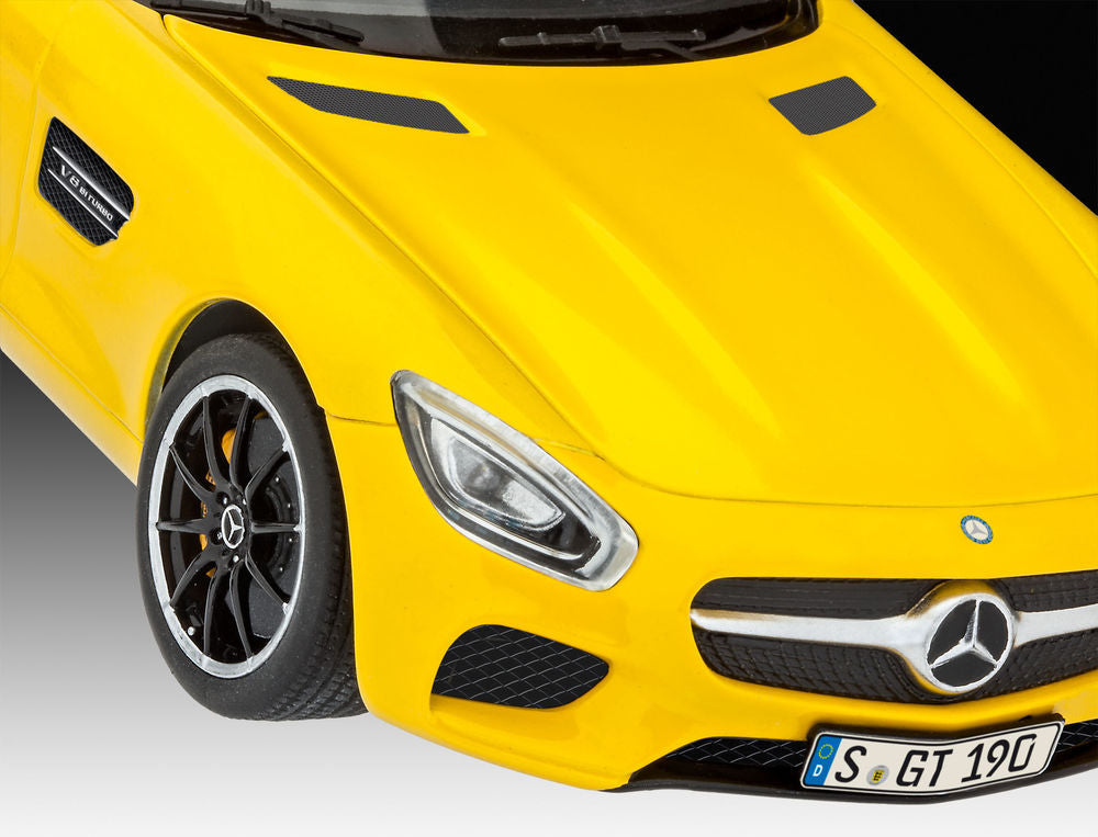 Revell 1:24 Mercedes-AMG GT 07028