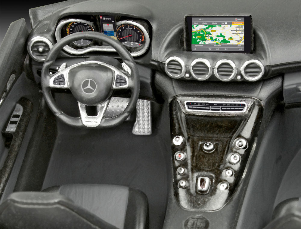Revell 1:24 Mercedes-AMG GT 07028