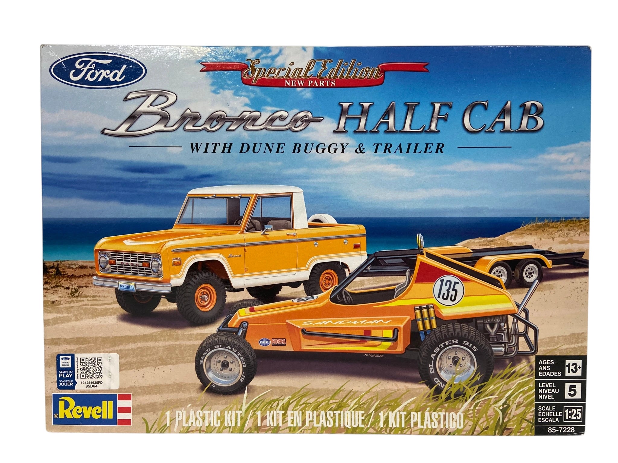 Revell 1:25 Bronco Half Cab with Dune Buggy & Trailer 85-7228