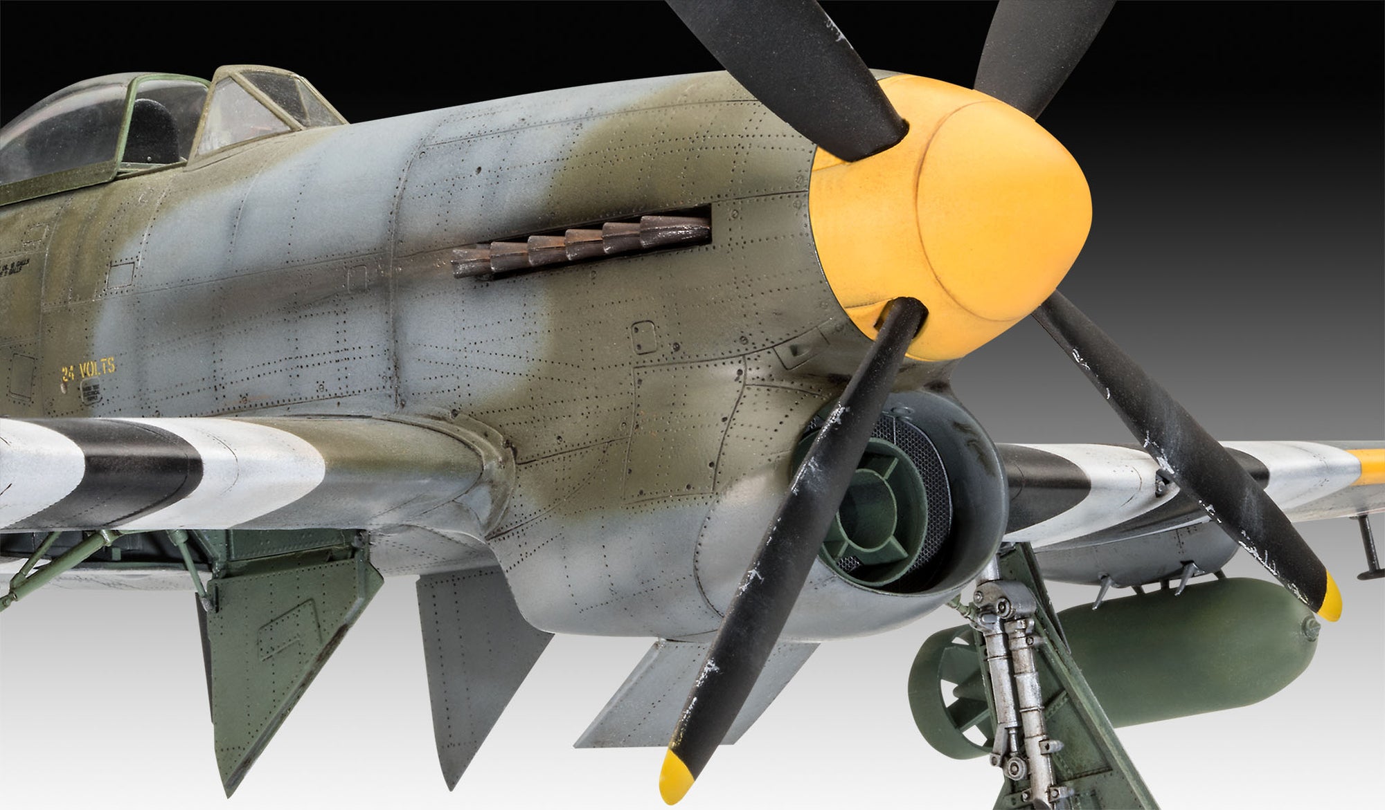 Revell 1:32 Hawker Tempest Mk.V 03851