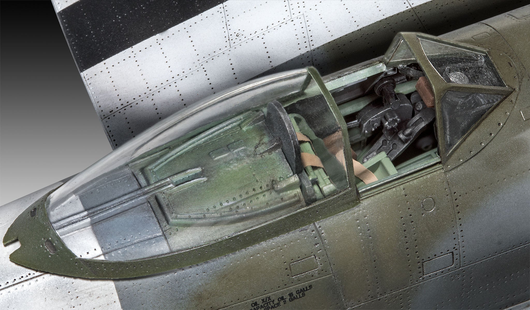 Revell 1:32 Hawker Tempest Mk.V 03851