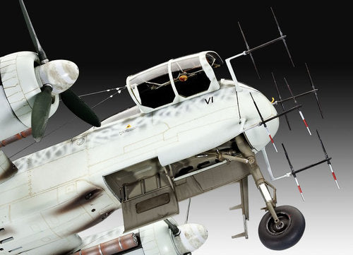 Revell 1:32 Heinkel He 219 A-7 (A-5/A-2 late) "UHU"