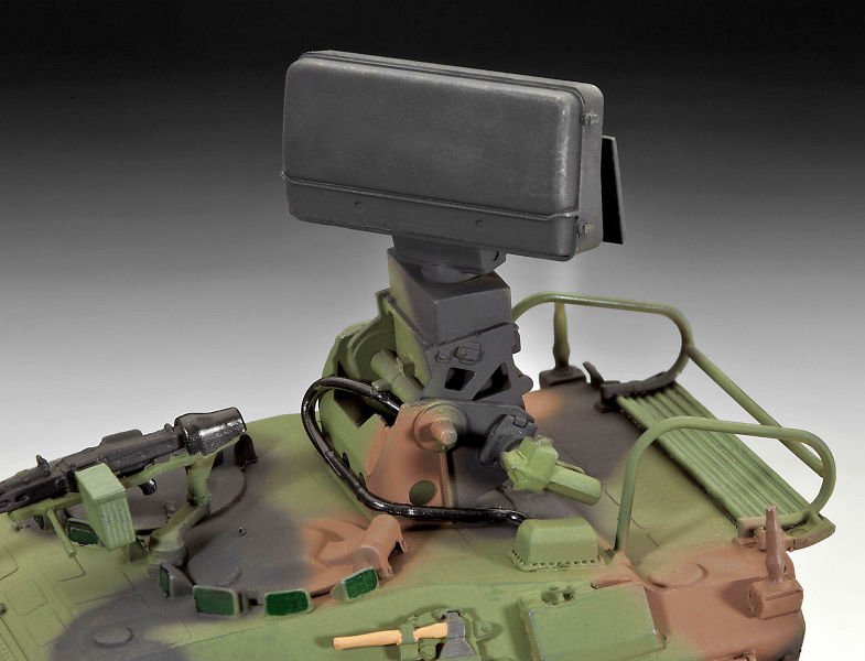 Revell 1:35 Wiesel 2 LeFlaSys AFF 03094