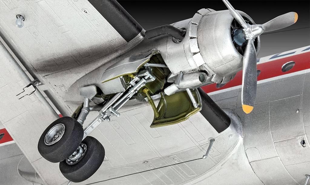 Revell 1:72 DC-4 Balair/Iceland Airways 04947