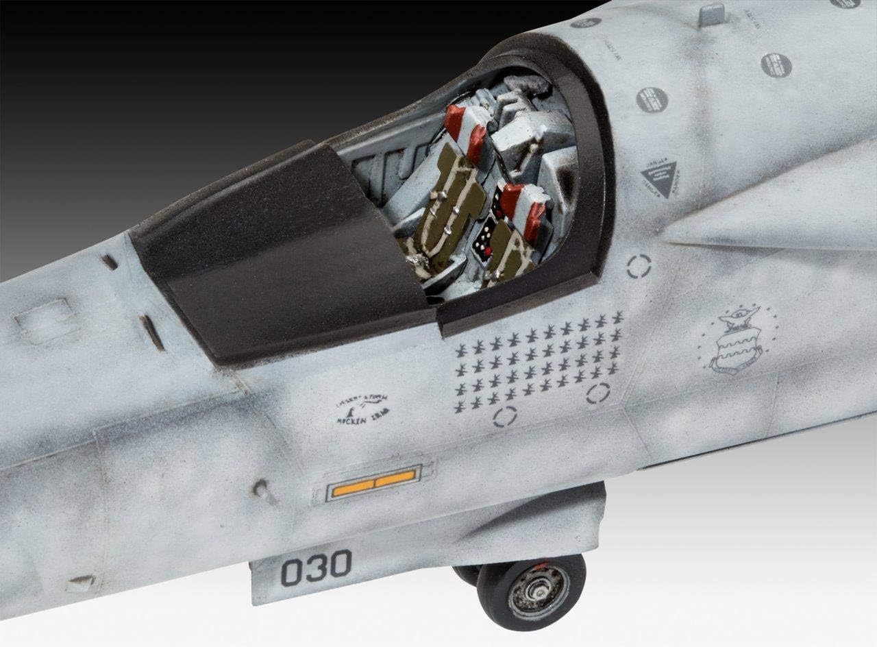 Revell 1:72 EF-111A Raven 04974