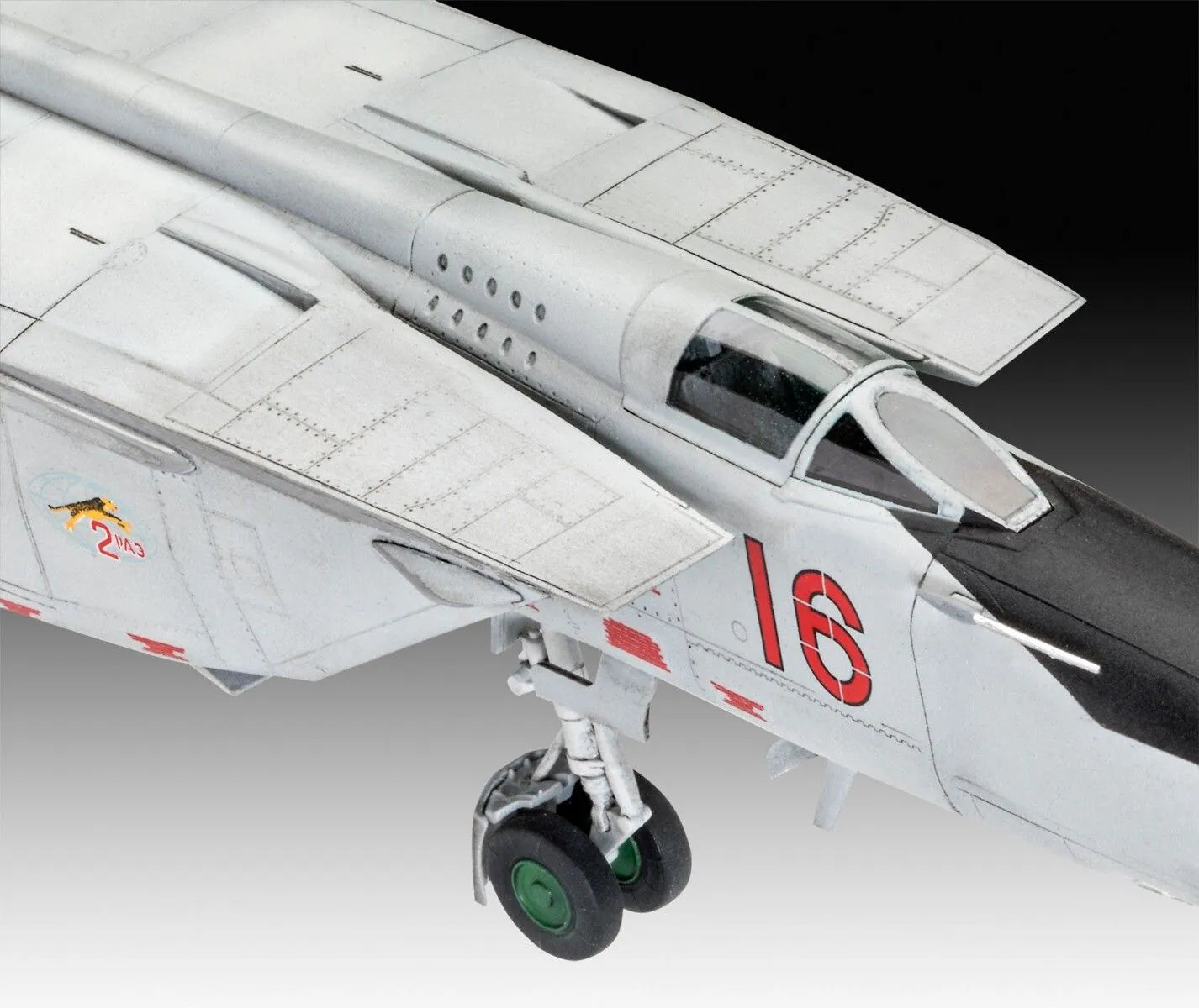 Revell 1:72 MiG-25 RBT "Foxbat B" 03878