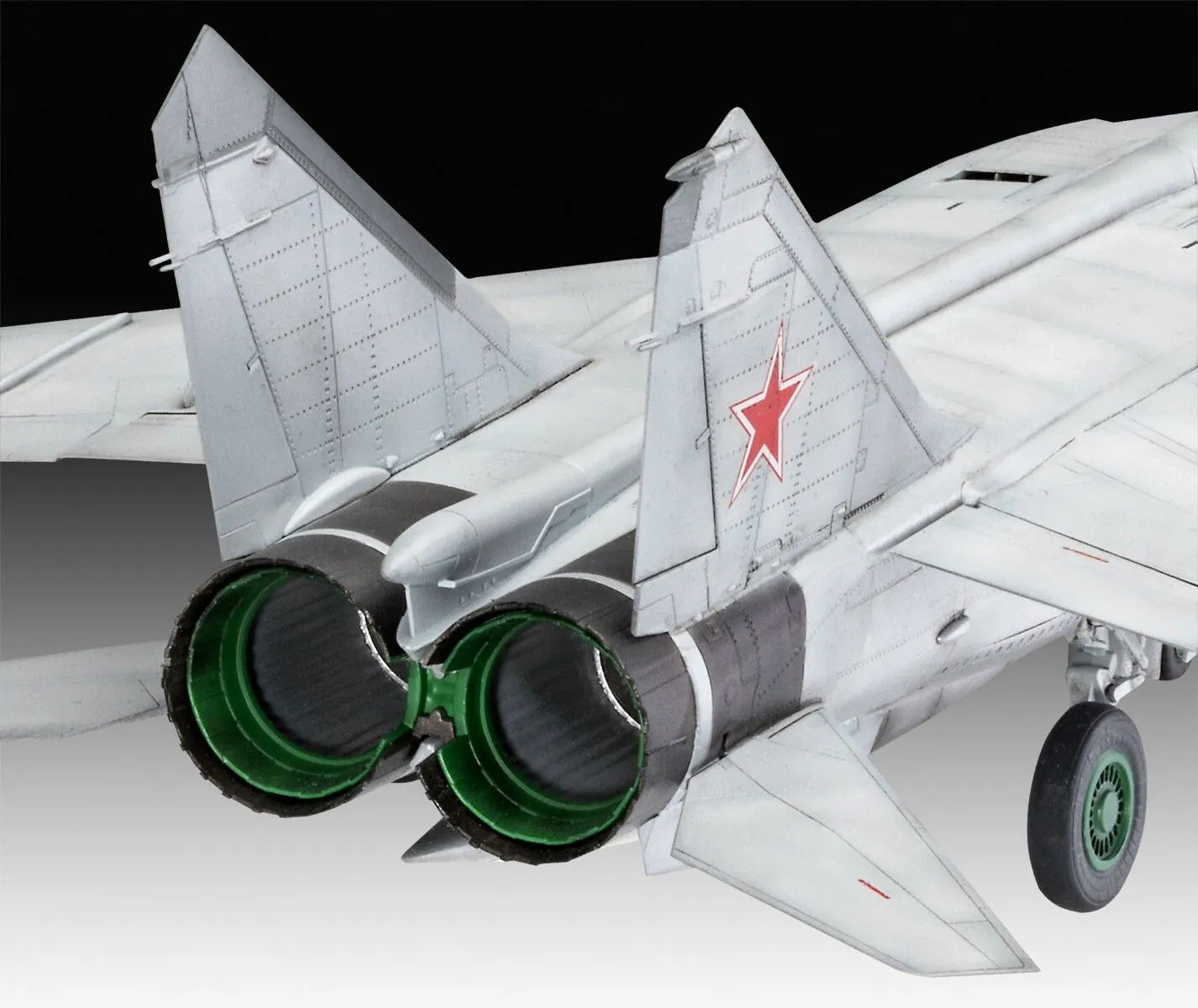Revell 1:72 MiG-25 RBT "Foxbat B" 03878