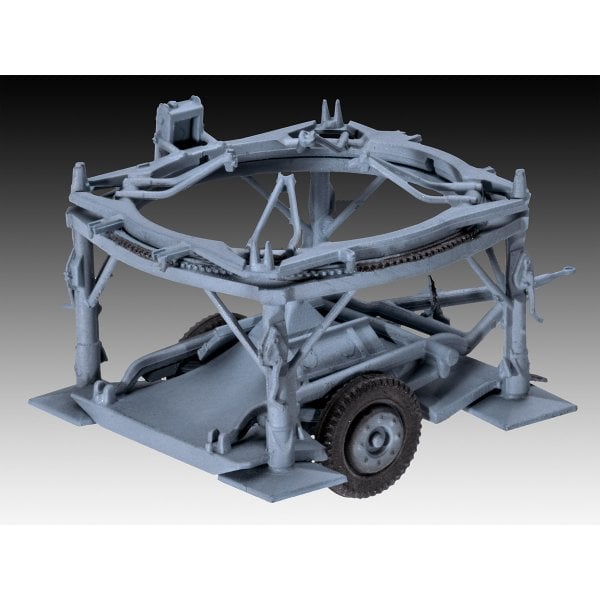 Revell 1:72 SS-100 Gigant with Transporter & V2 03310