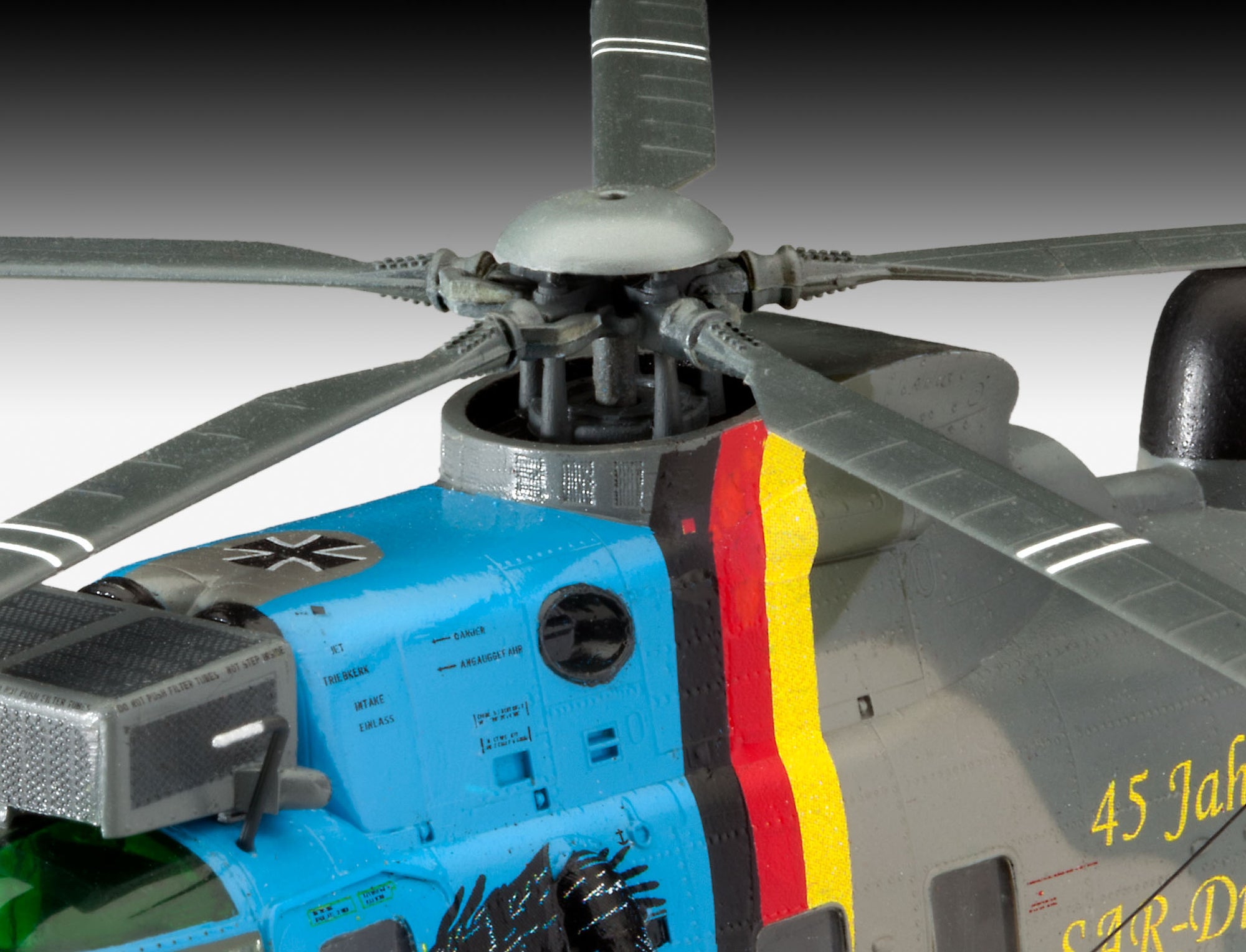Revell 1:72 Search and Rescue Seenotrettungskreuzer Berlin + Westland Seaking Mk 41 05683