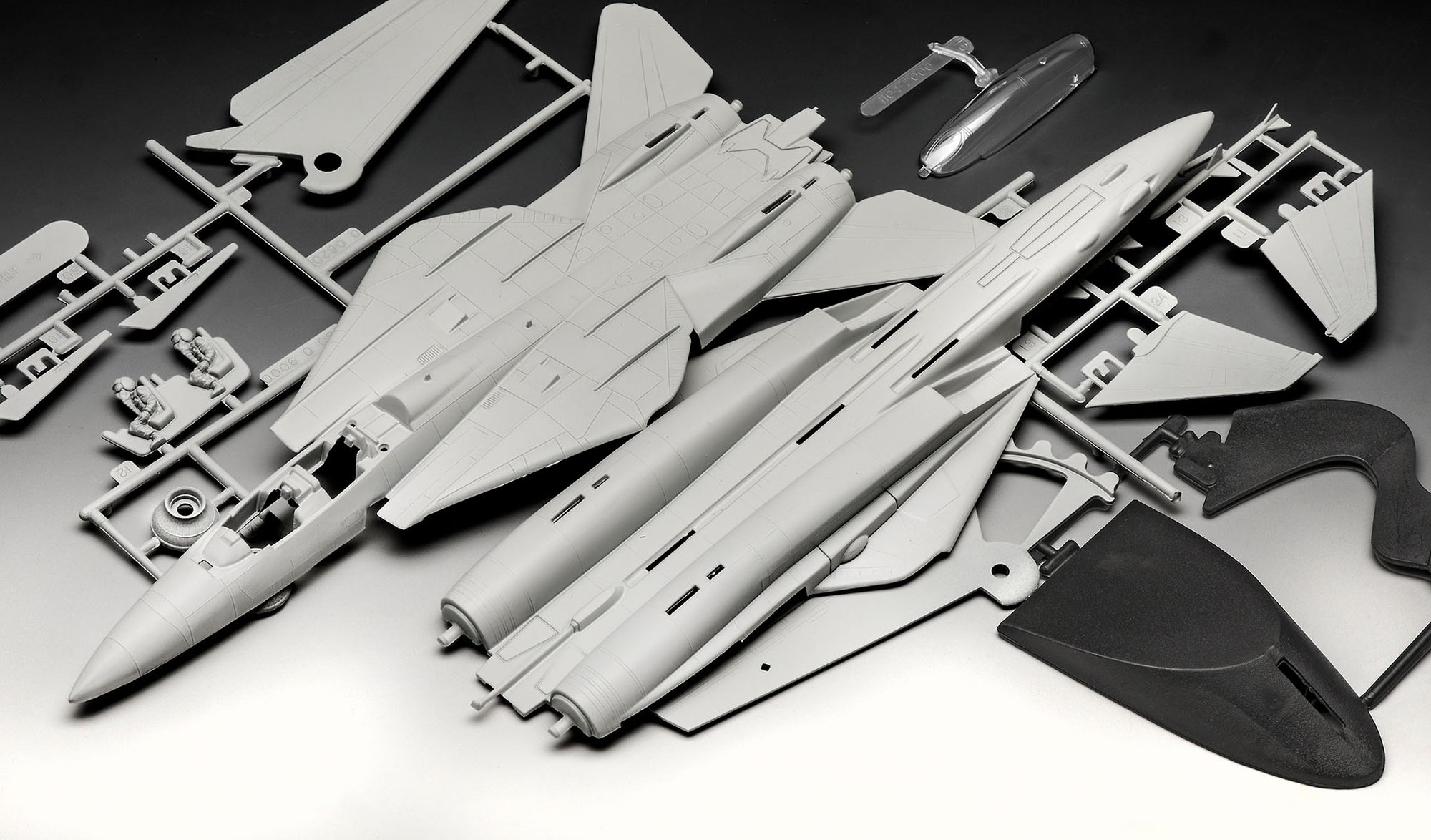 Revell 1:72 Top Gun Maverick's F-14 Tomcat easy-click system 04966