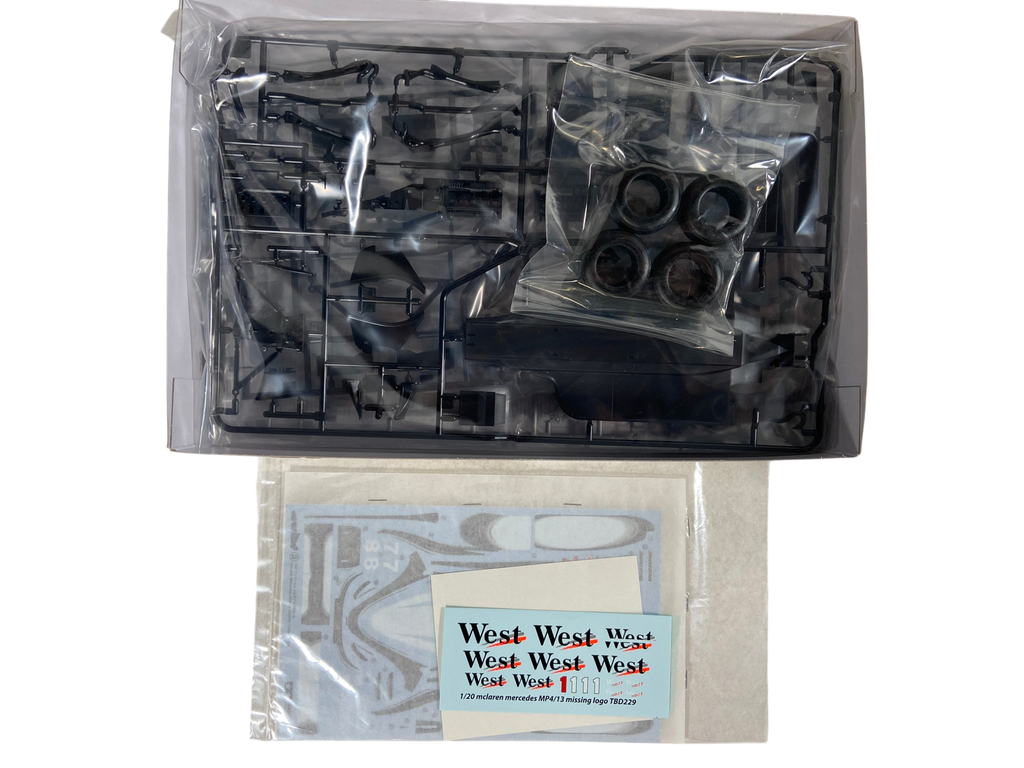 Tamiya 1/20 McLaren Mercedes MP4/13 89718