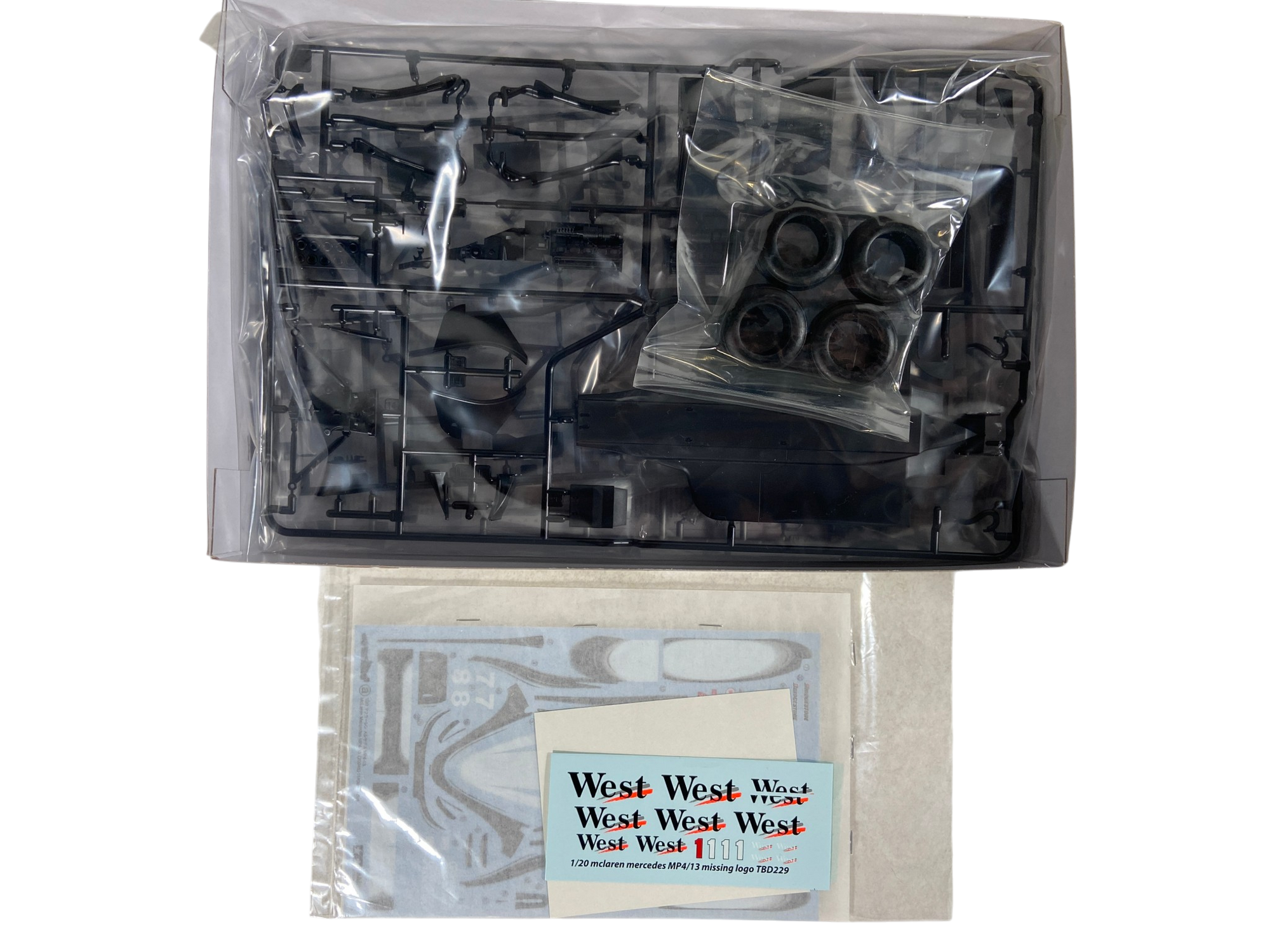 Tamiya 1/20 McLaren Mercedes MP4/13 89718