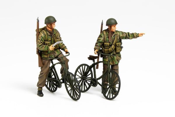 Tamiya 1:35 British Paratroopers & Bicycle set 35333