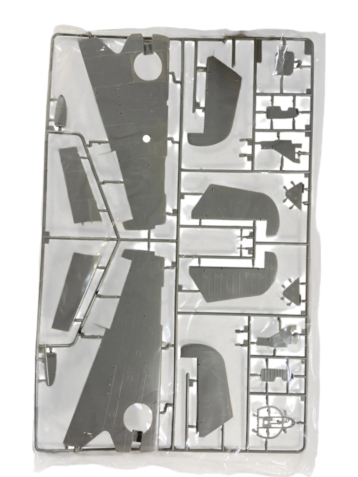 Trumpeter 1:32 TBM-3 Avenger (incompleet) 02234