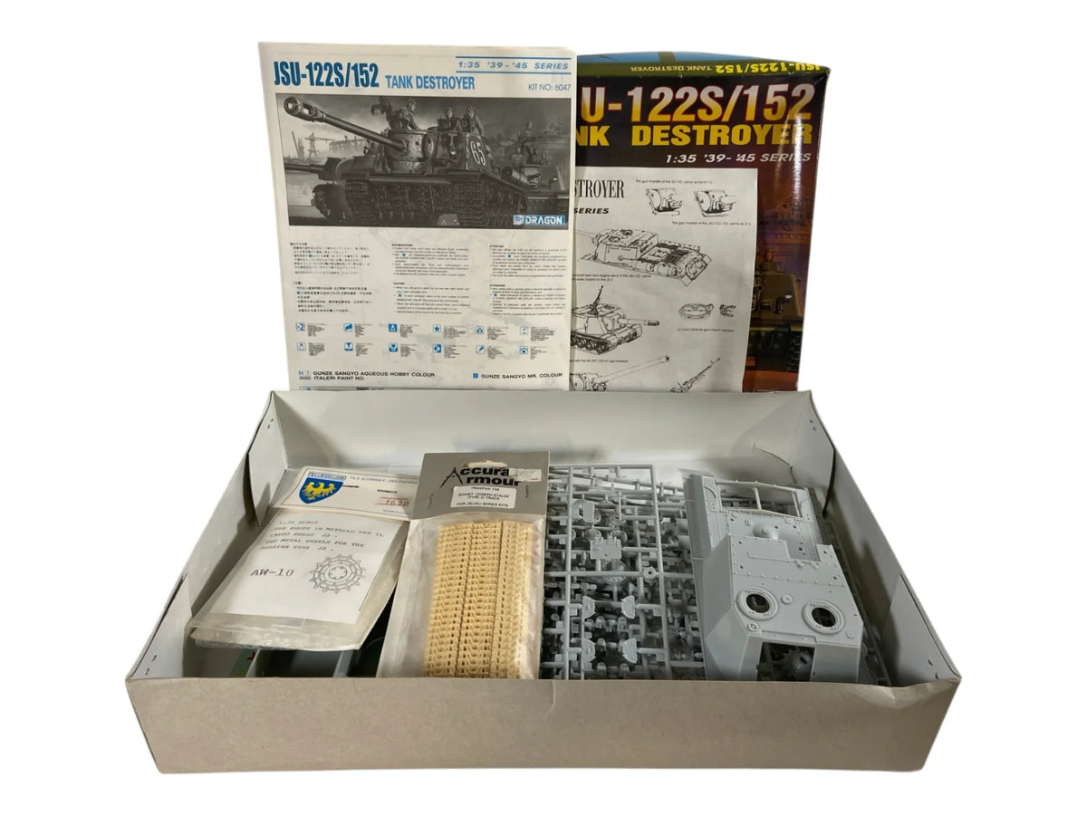 Dragon 1:35 JSU-122S / 152 Tank Destroyer incl. upgrades 6047