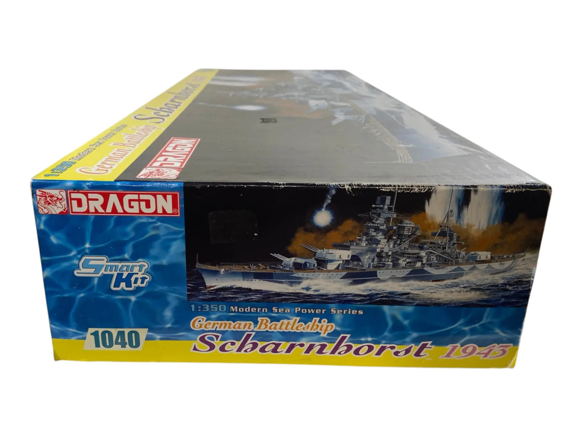 Dragon 1:350 German Battleship Scharnhorst 1943 incl. upgrade set 1040