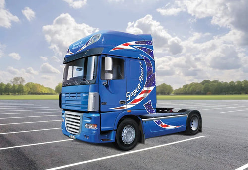 Italeri 1:24 DAF XF105 Space America 3933