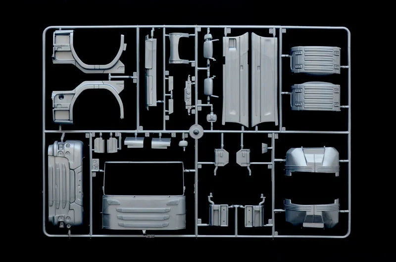 Scania R730 V8 Streamline "Silver Griffin"
