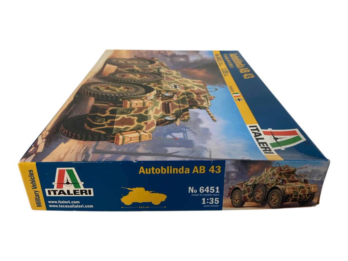 Italeri 1:35 Autoblinda AB 43 6451