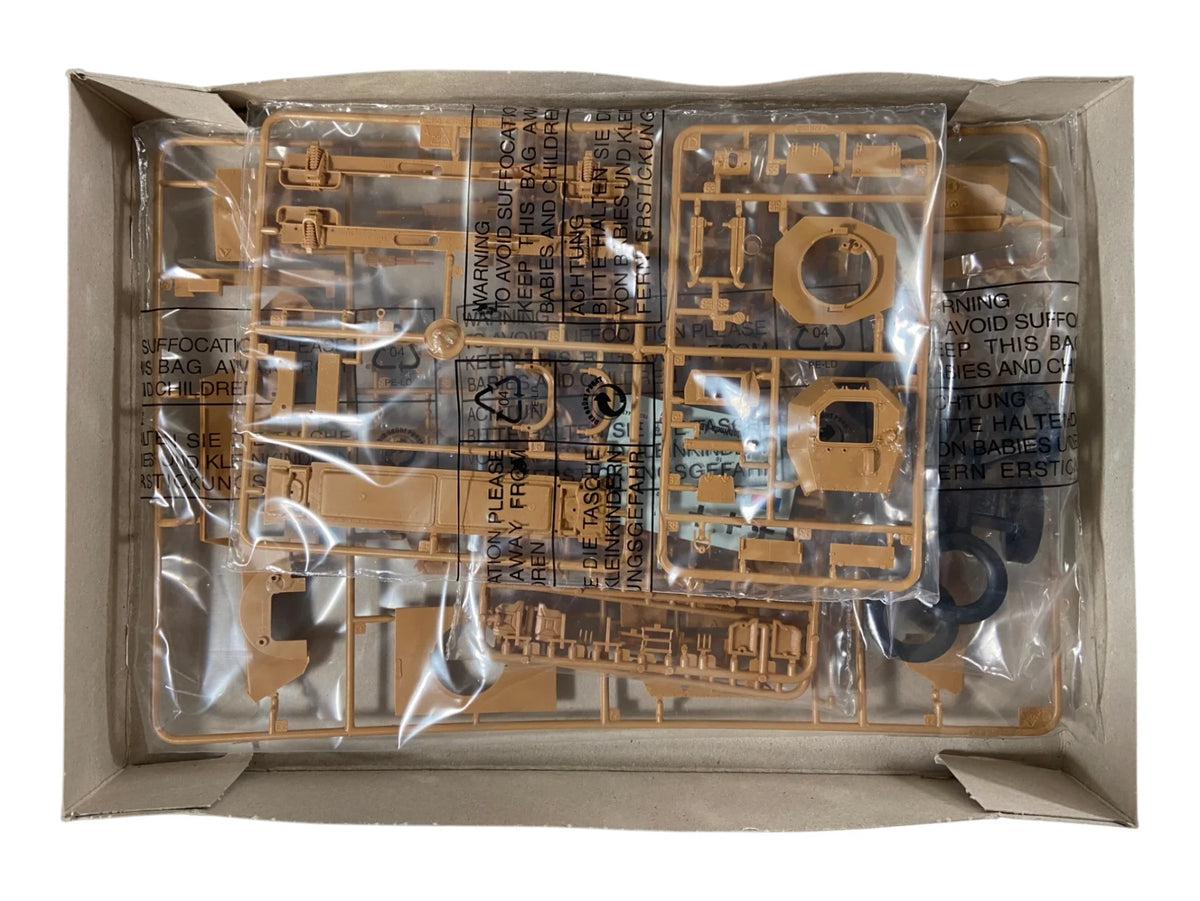 Italeri 1:35 Autoblinda AB 43 6451