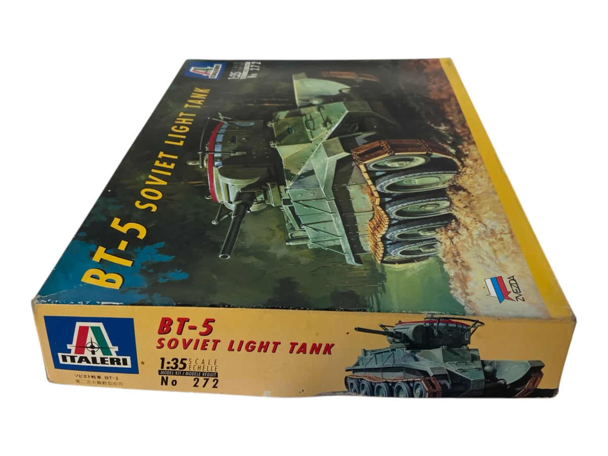 Italeri 1:35 BT-5 Soviel Light Tank incl. extra's (zie omschrijving) 272