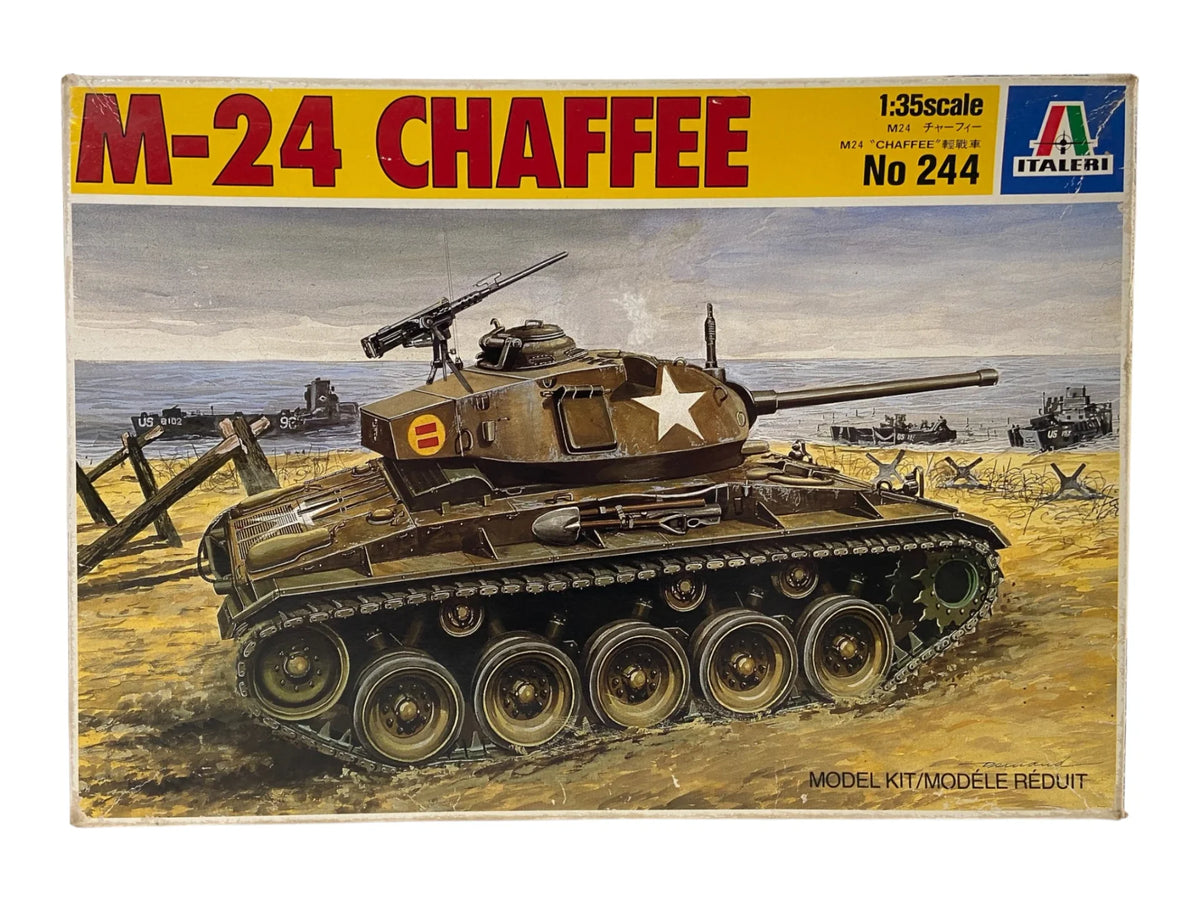 Italeri 1:35 M-24 Chaffee incl. upgrades 244