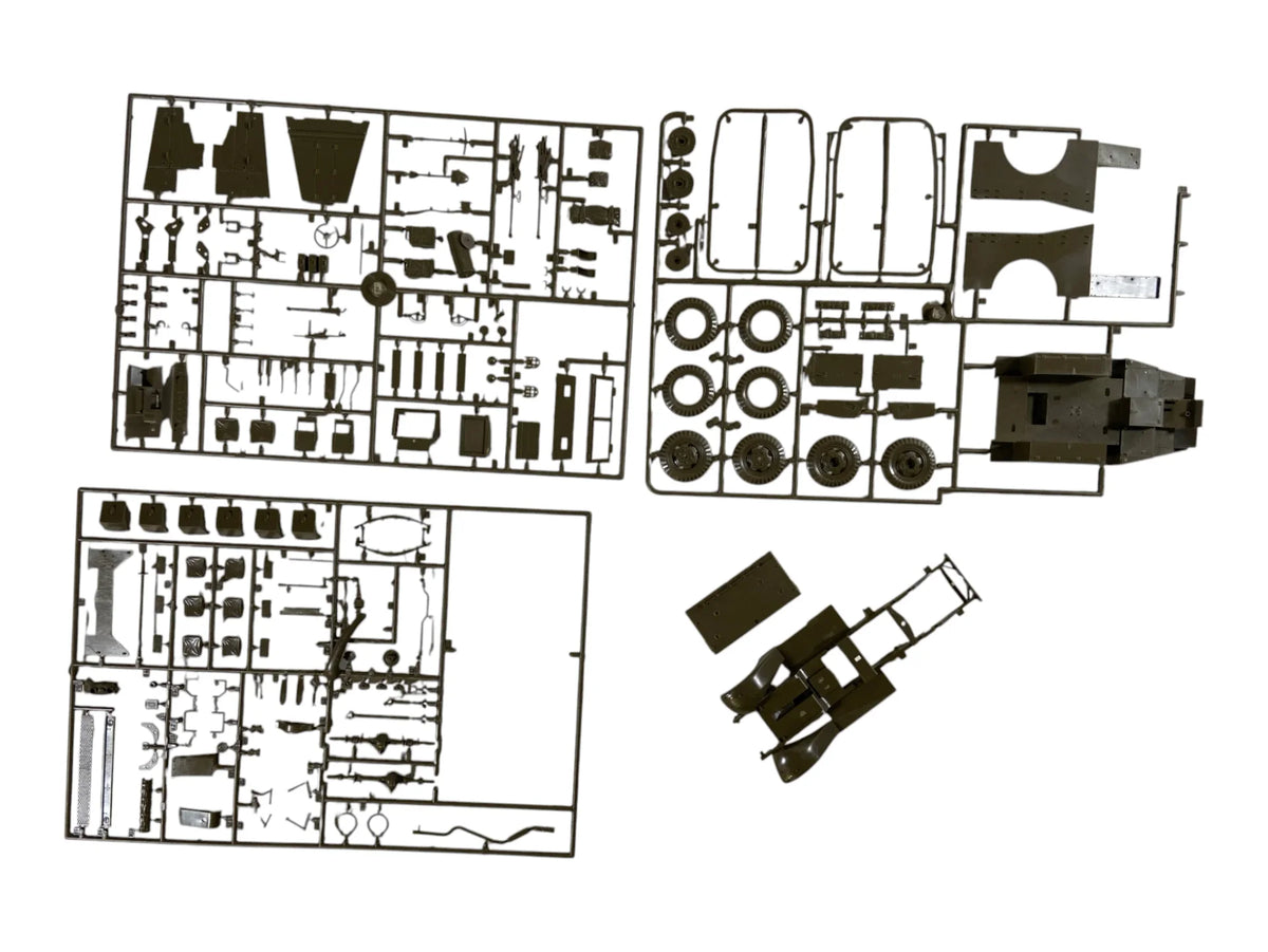 Italeri 1:35 M3A1 Scout Car (incompleet) 231