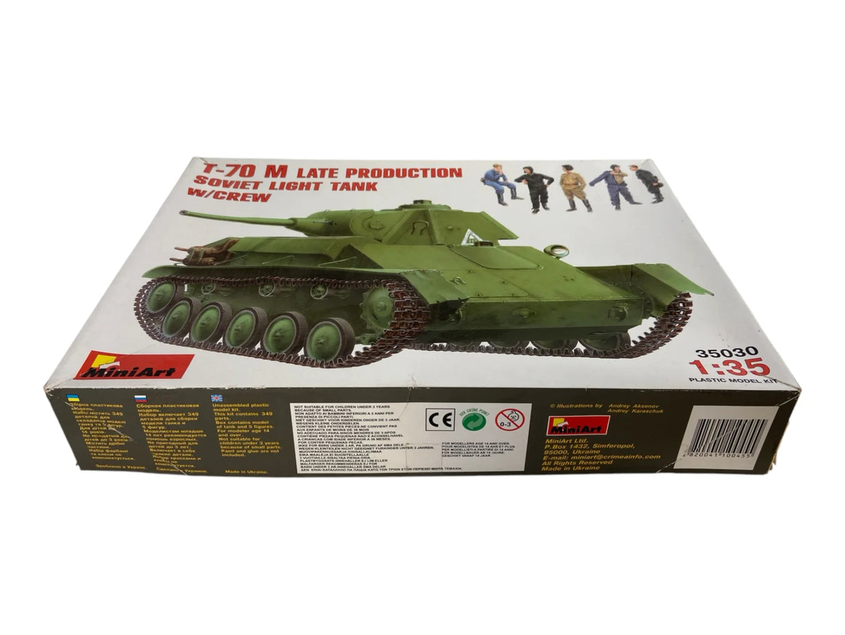 MiniArt 1:35 Soviet Light Tank T-70 M Late Production w/Crew incl. upgrades 35030