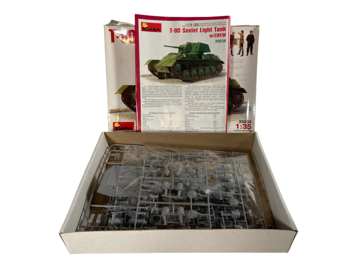 MiniArt 1:35 Soviet T-80 Light Tank w/Crew (afwijkende figuren) 35038
