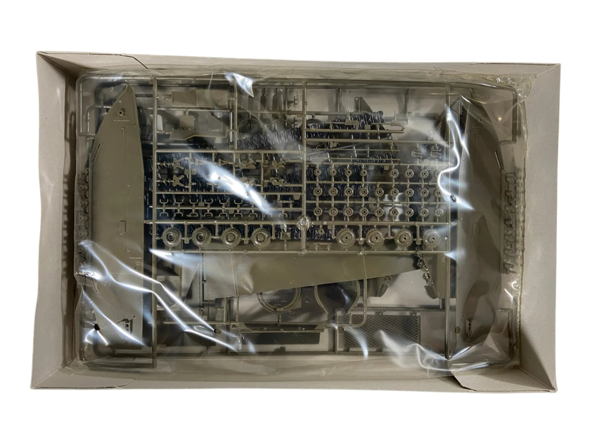 Revell 1:35 LVT-(A)1 AMTANK 03055
